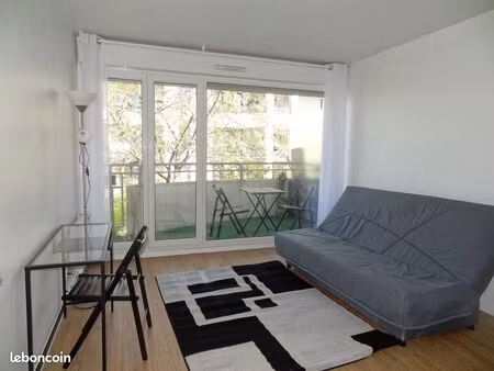 studio meublé 23m² avec balcon et cave (parking en option) - rueil / suresnes