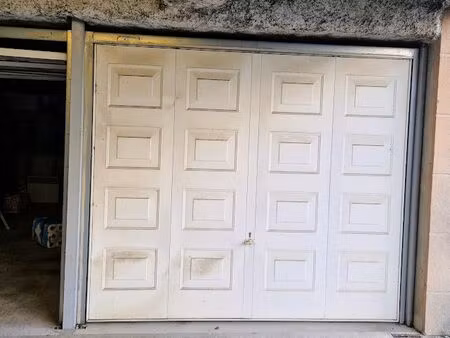 location garage / box / parking dans résidence sécurisée