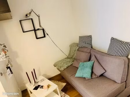 studio  meublé  rénové levallois-perret ( rue rivay) proche  métro 3