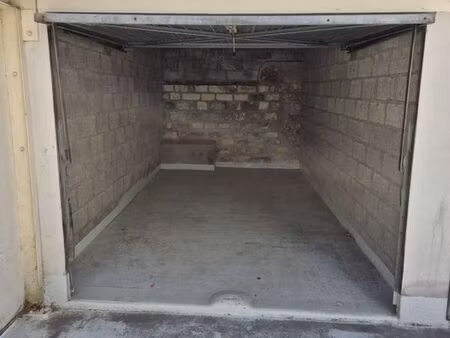 box à louer - avenue casimir à asnières
