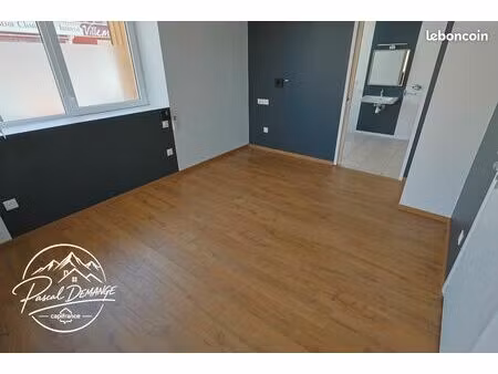 local commercial 22 m²