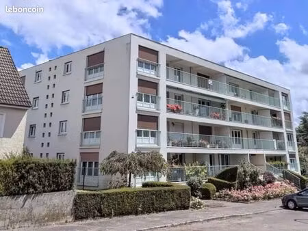 appartement 5 pièces 106 m²