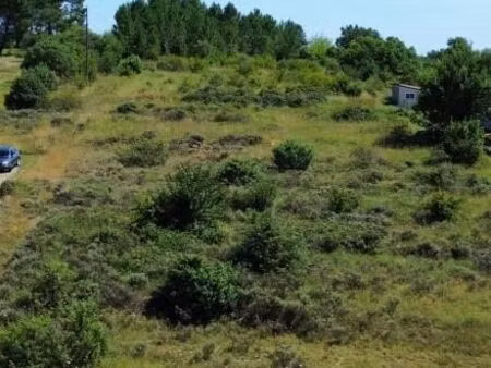 terrain 1 602 m² les assions