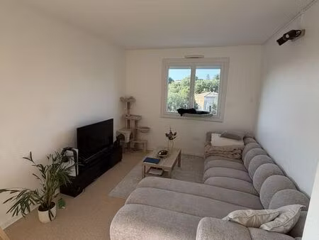 loue appartement 81m² couloubreyts 730 cc