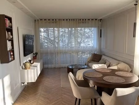 t3 65 m2 - refait à neuf - tout équipé - ravalement - parking + cave