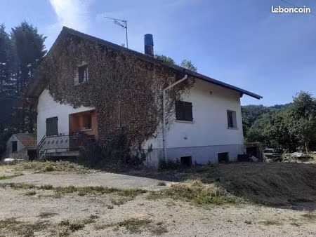 maison au calme proche frontière suisse