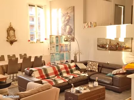 loue f6 copropriété grande poste 19 faubourg des ancetres