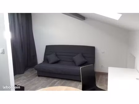 studio meuble 25 m²