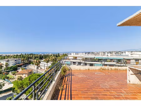 vente appartement 2 pièces 54 m² nice (06200)