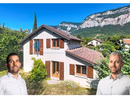 maison 5pièce(s) 3chambre(s) 99 m² crolles (38920)
