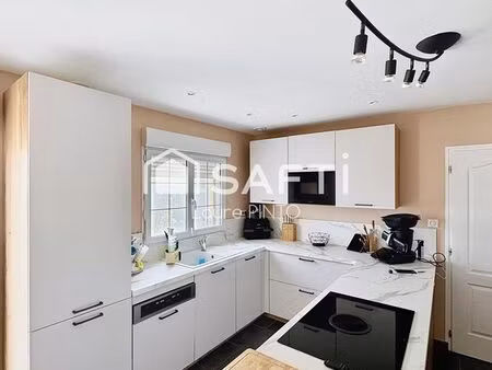 maison 6 pièces 121 m²