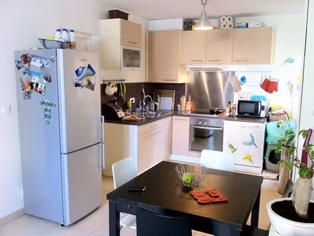 appartement 3 pièces avec jardin et parking proche rer e