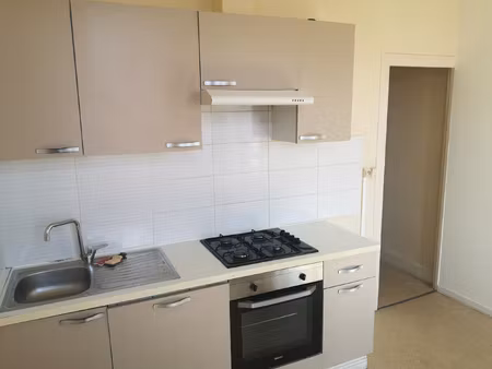 appartement 2 pièces  37m2  à montluçon (03)