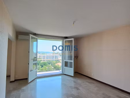 appartement 3 pièces avec vue quartier pompidou
