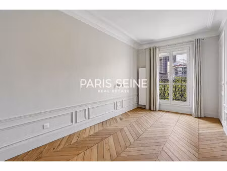 ** montparnasse ** magnifique appartement meublé avec balcon !