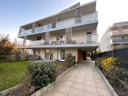 appt 2p recent + balcon + parking