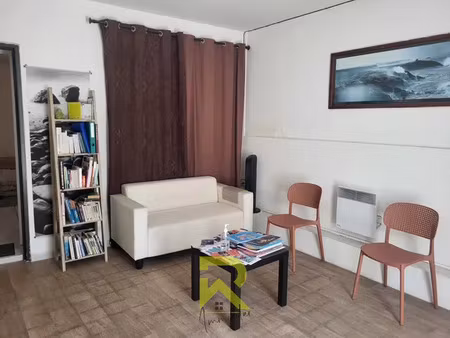 location commerce 35 m² à florensac (34510)