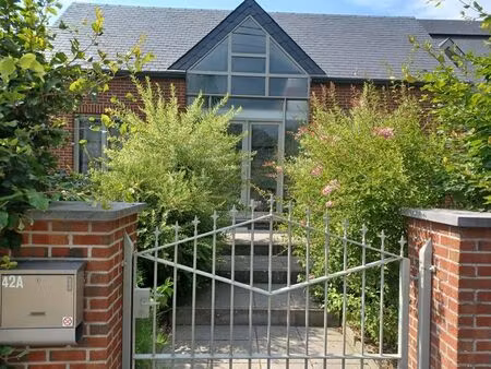 sympathique et confortable appartement/duplex avec terrasse