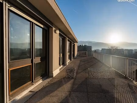appartement de 124m² + terrasse
