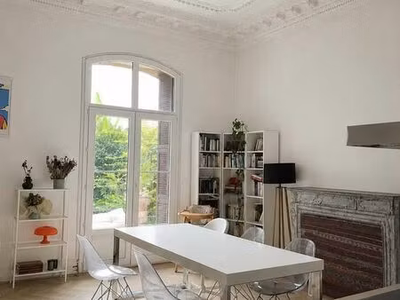 nice valrose - 85 m² ancien avec moulures et cheminées  jardin privatif 100 m² plein sud  