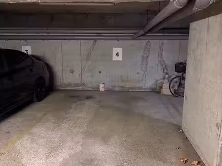 place de parking athis mons