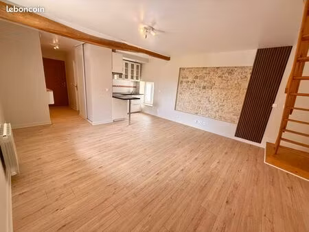 à louer - appartement duplex 32m2