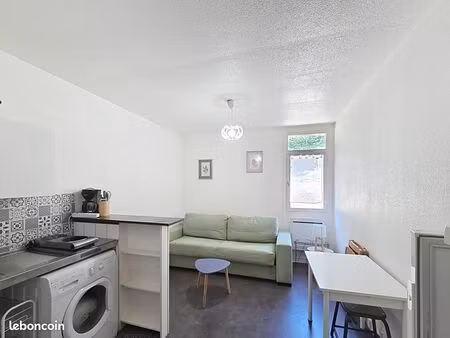 studio meuble