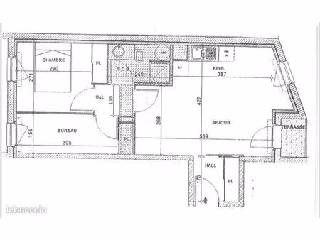 t2 bis (2 pièces plus bureau) de 45 m² avec garage  dans le quartier du petit port à nante