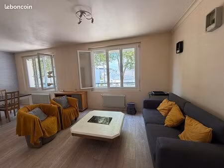 appartement 3 pièces 82 m²