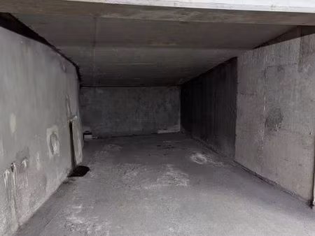 location parking romainville centre-ville