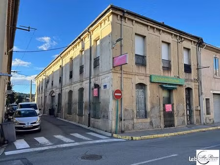 immeuble 5 pièces 640 m²