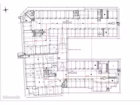 ?️ place de parking sécurisée — le blanc-mesnil