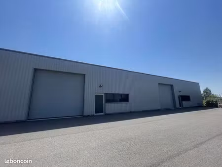 local 300 m² luc-la-primaube