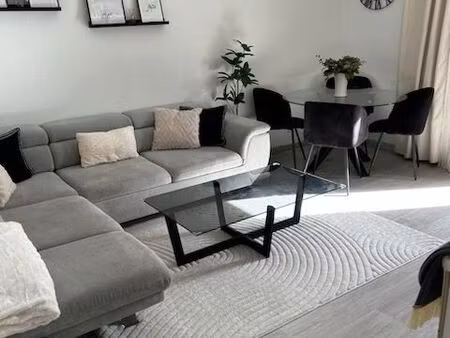 particulier loue f4 vide a l’annee residence loretto ajaccio