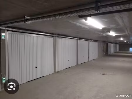 garage à louer