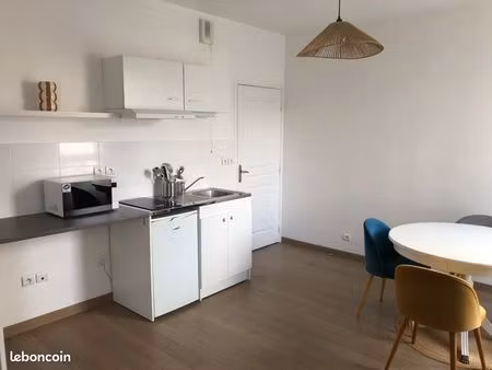 location grand studio meublé centre ville caen