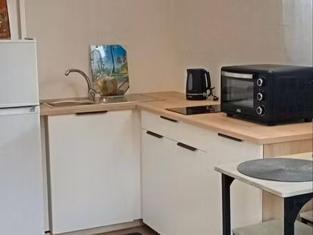 t2 meublé 32m2 vue mer  terrasse  parking – route de balata