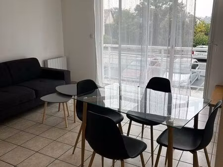 loue meublé 2 pièces balcon parking onet /rodez