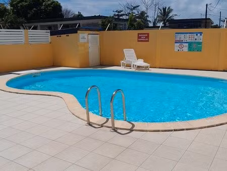vds t3 60m2 dans résidence avec piscine guadeloupe