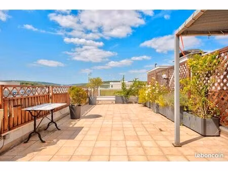appartement 6 pièces 148 m²