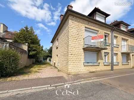 immeuble 145 m² falaise