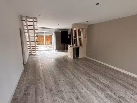 apparemment 82m2