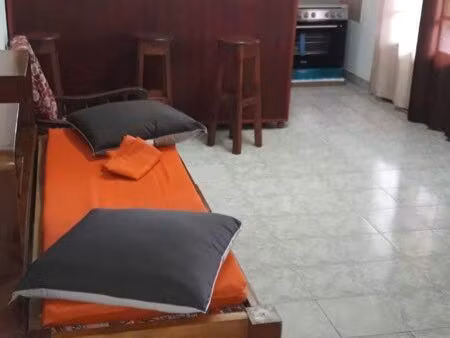 locations bas de villa f2