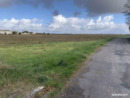 terrain à bâtir de 320 m2 au prix de 92500 à saint-georges-de-didonne (17)