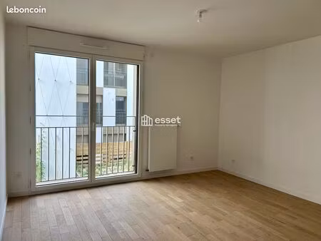 appartement 2 pièces 40.7m² à louer 1180 - courbevoie 92400