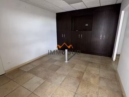 local commercial 40 m² le gosier