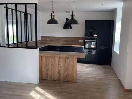 maison de ville t6 de 180m2 terrasse jardin