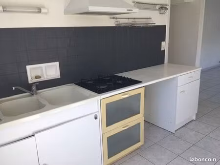 location maison 65m2