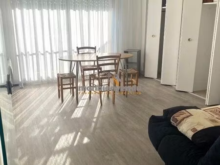 appartement 1 pièce 27 m²
