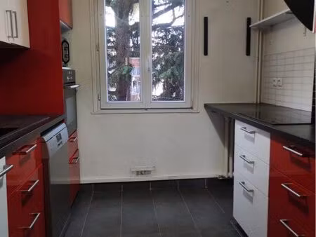 apparemment 3/4 pièces